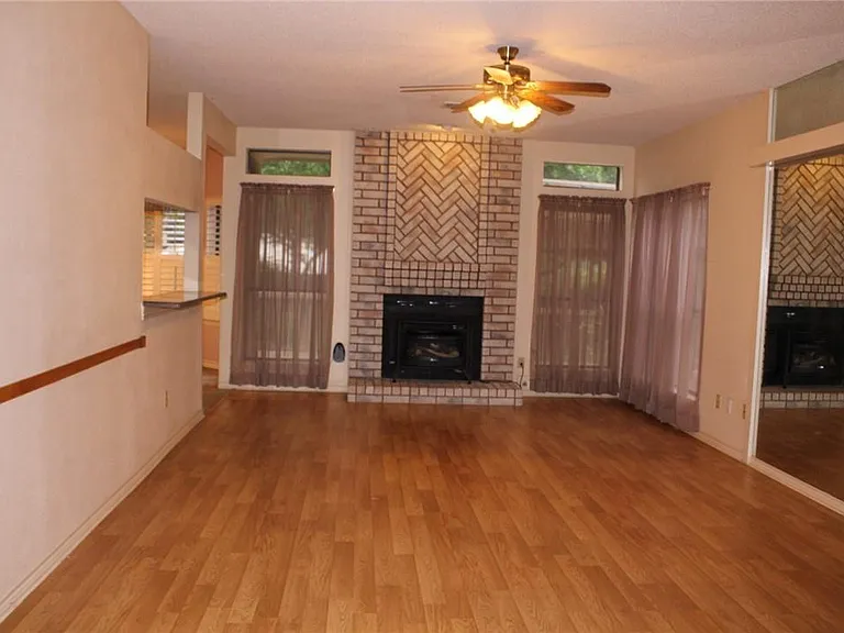 2141 Surrender Ave — Photo 10
