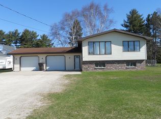 5780 Us Highway 2, Manistique, MI 49854