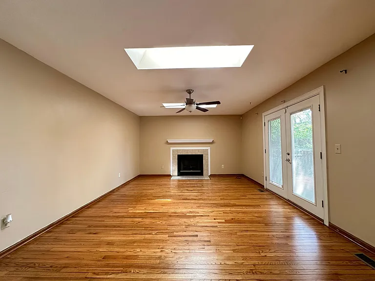 5986 Abbey Church Rd — Photo 4