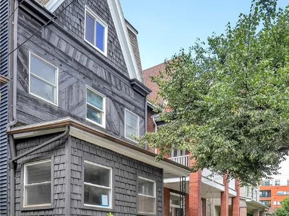 220 Emerson St, Pittsburgh, PA 15206