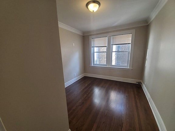 3rd image of 4541 W Barry Ave #1
