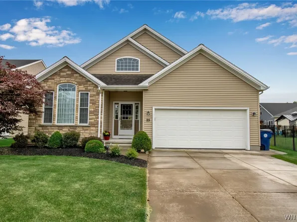 25 Boxelder Ln, Amherst, NY 14228