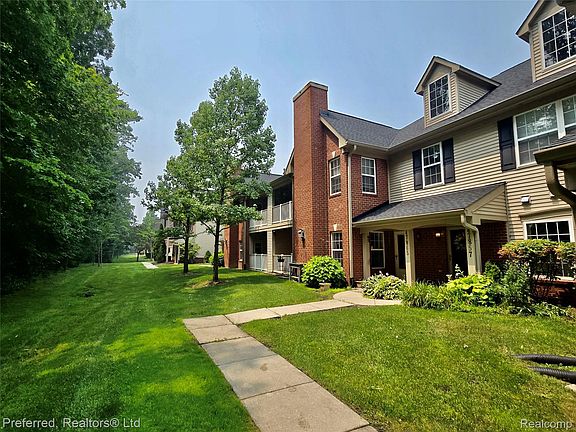 2nd image of 47865 Cardiff Ave