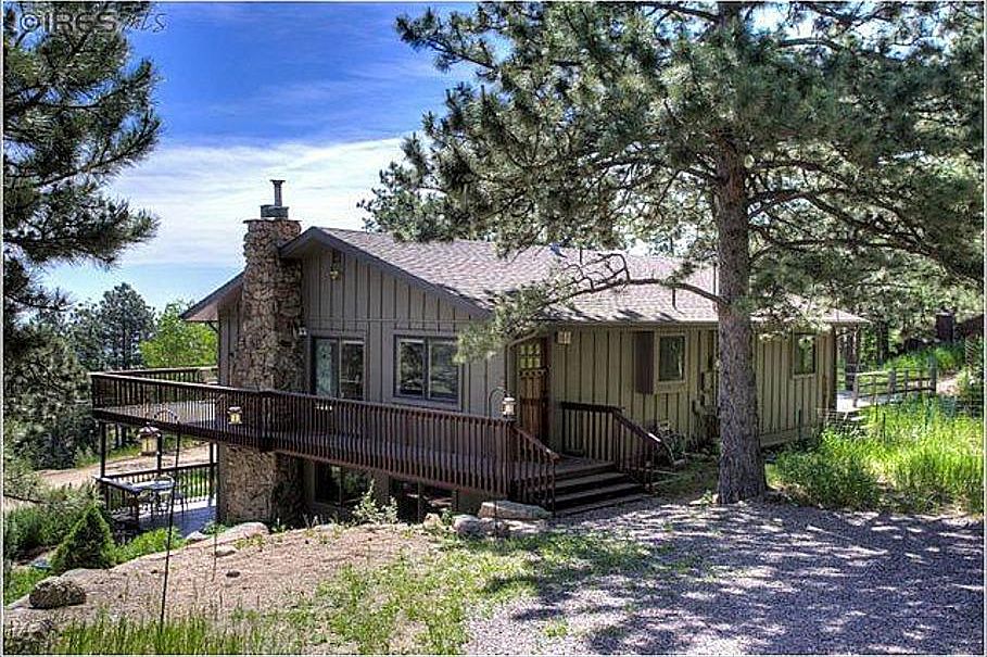 1st image of 586 Brook Rd