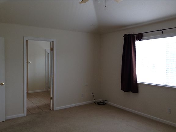 4th image of 771 Talbot Dr