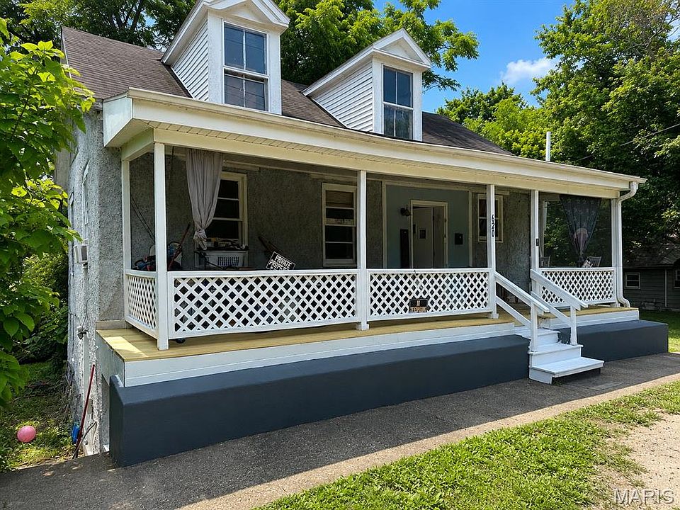 2nd image of 620 Maryland St