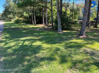 6025 3rd St, Bay Saint Louis, MS 39520