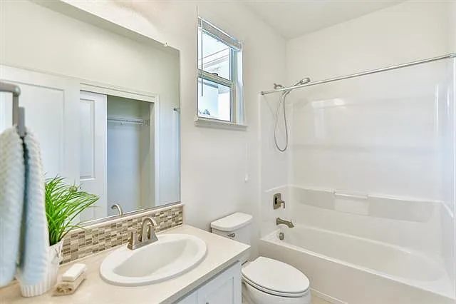880 Apollo Pl — Photo 21