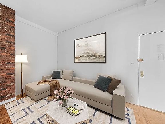 3rd image of 215 W 101st St APT 5D