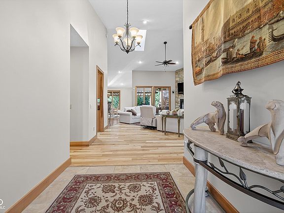 5th image of 4602 E Falls Creek Dr