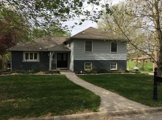 621 Felix St, Marshall, MO 65340