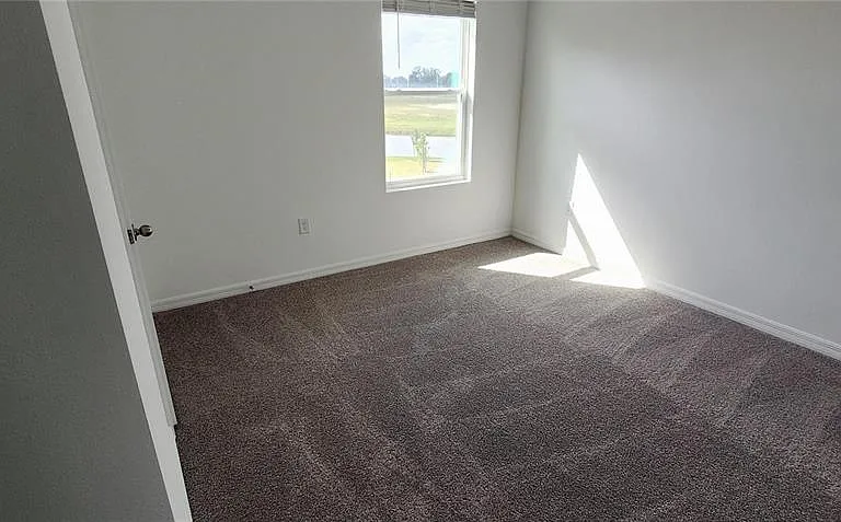 32813 Osprey Peak Way — Photo 16