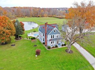15048 Gar Hwy, Chardon, OH 44024