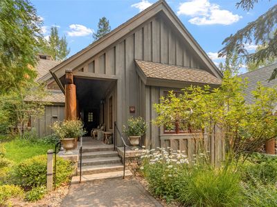 2128 Iron Horse Dr, Whitefish, MT, 59937