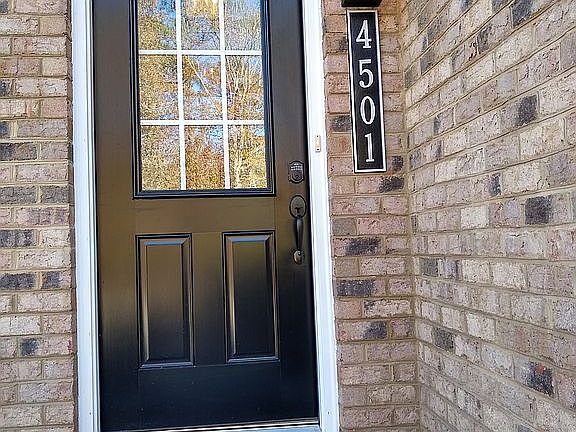 3rd image of 4501 Casey Blvd