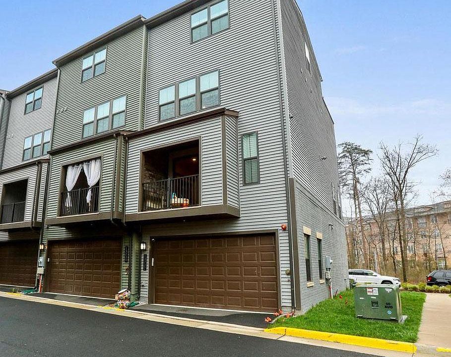13032 Hattontown Sq, Herndon, VA 20171 Zillow