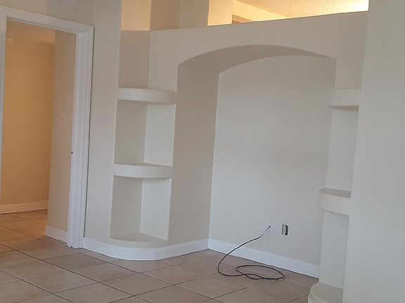 4th image of 508 Canterbury Ln