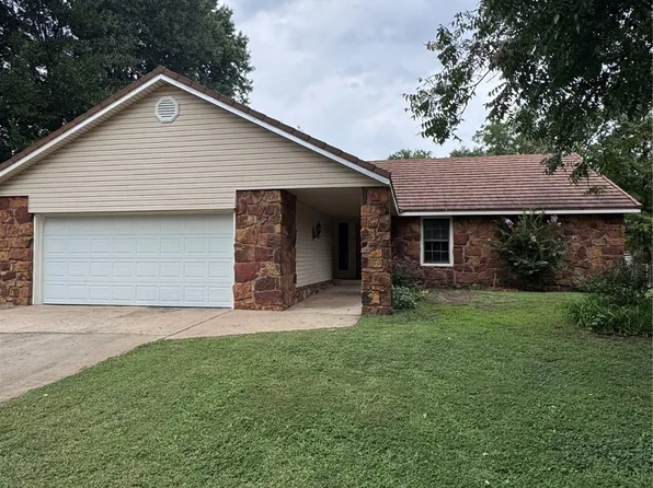 2710 E Louisville St, Broken Arrow, OK 74014