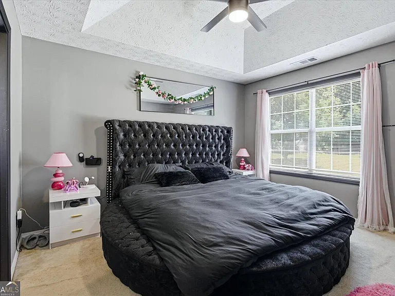 1459 Bridgewater Br — Photo 15