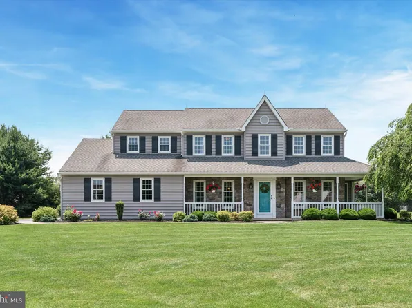 5790 Cedar Glen Dr, Narvon, PA 17555