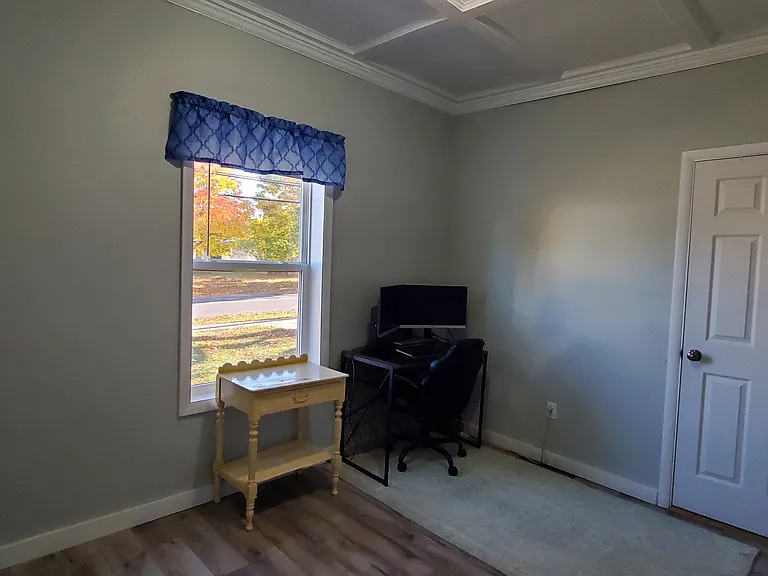 532 James St #2 — Photo 11