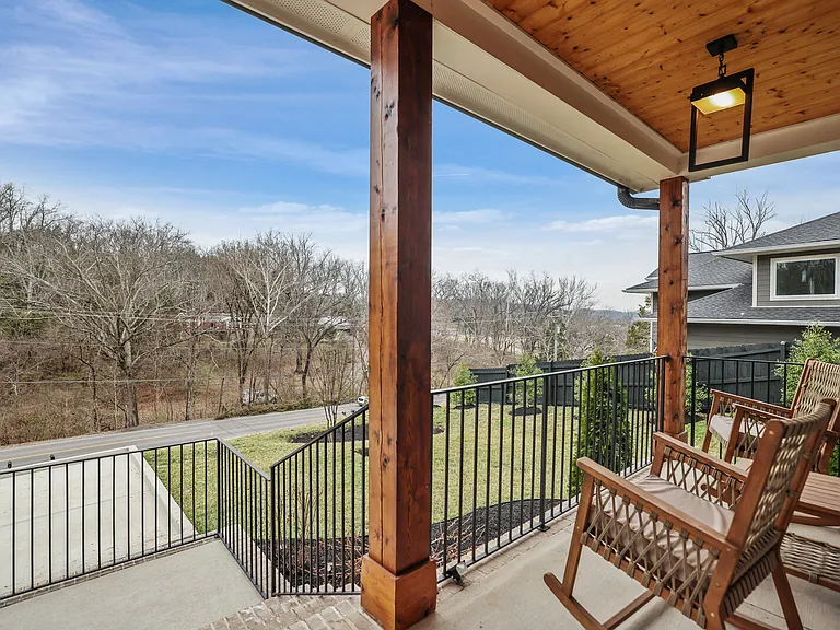 7674 Sawyer Brown Rd — Photo 3