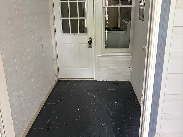 115 N Broad St #1R — Photo 2
