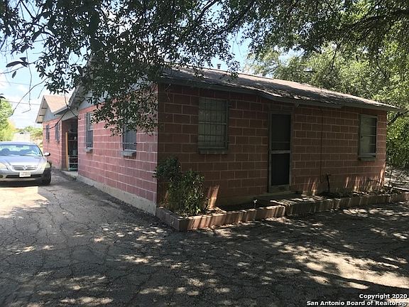 3rd image of 380 Sterling Dr