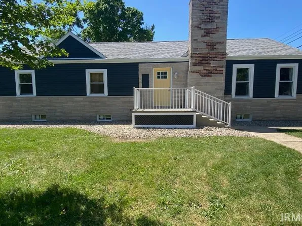 204 E Main St, Fowler, IN 47944