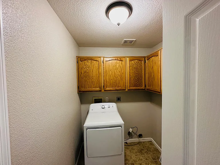 3750 E Potter Ave — Photo 16