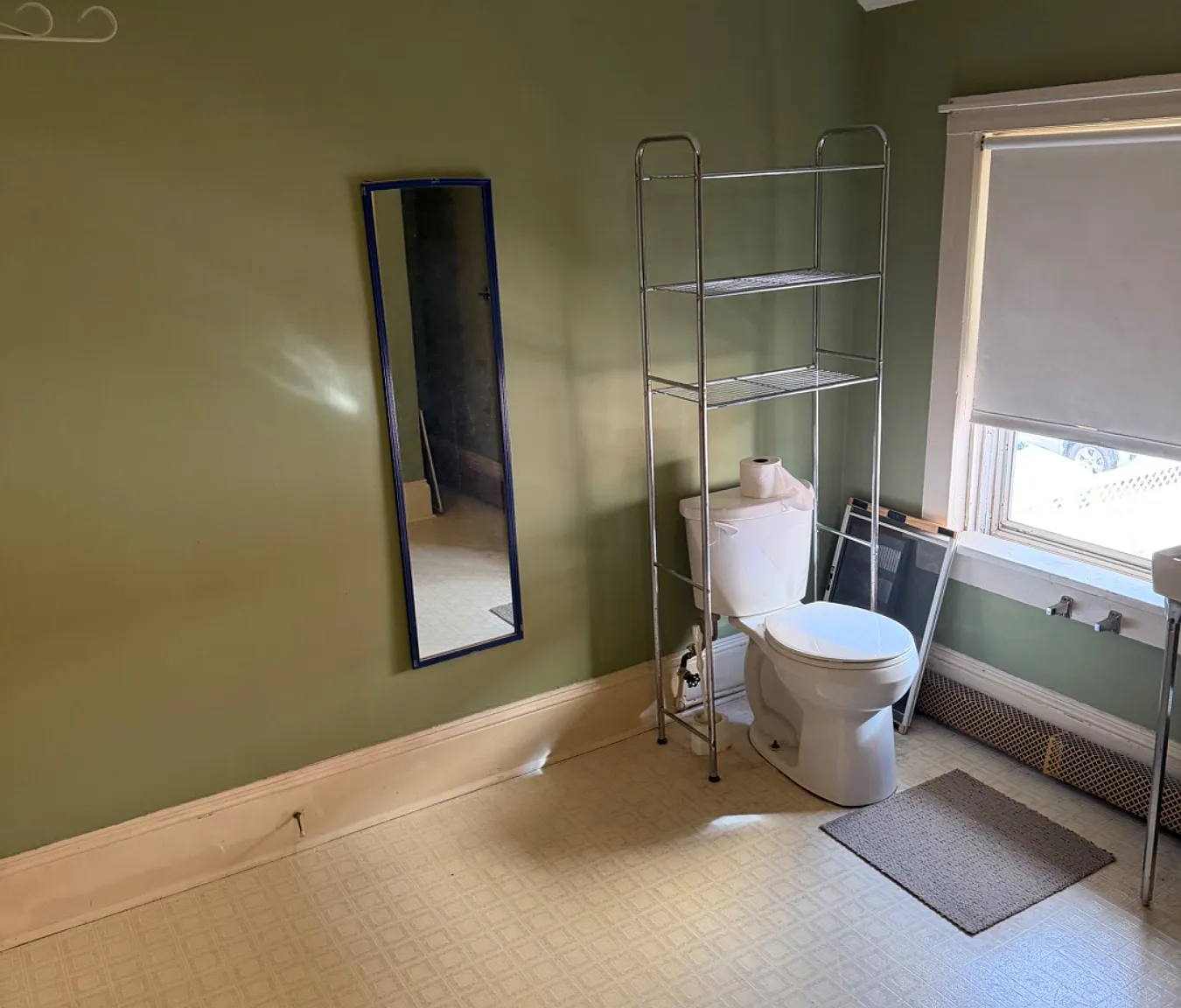2 bed, 800 sqft, $925 — Photo 2