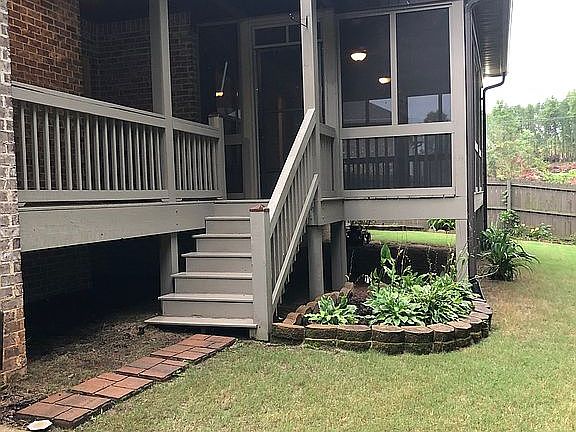 4th image of 607 Camille Ln