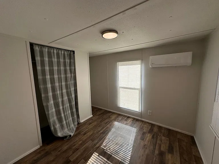 7917 Wolfe Ln #9 — Photo 5