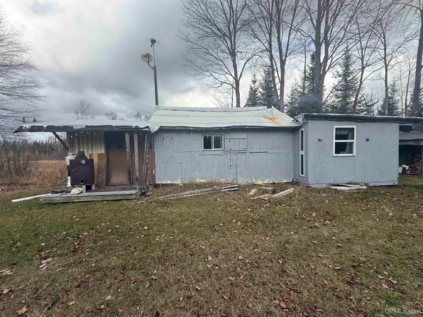 Peavy Falls Rd, Sagola, MI 49881