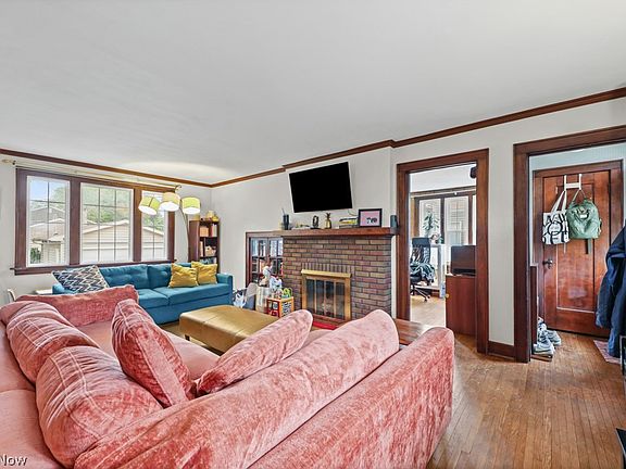 5th image of 719 Vincent Blvd