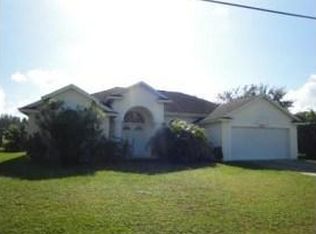 2663 SE Morningside Blvd, Port Saint Lucie, FL 34952