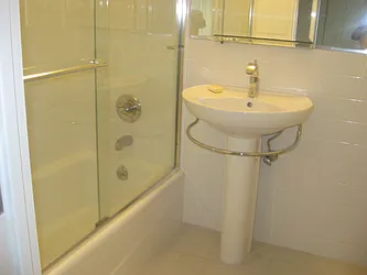 Rented by Laurinda Alcantara LREB