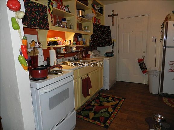 3rd image of 234 Gold St