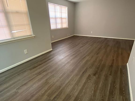 4th image of 1518 Early Ln APT A