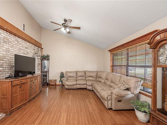 3rd image of 39463 Lees Landing Rd