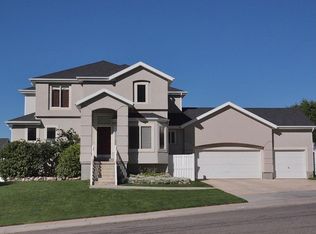 9913 N Mulberry Dr, Cedar Hills, UT 84062