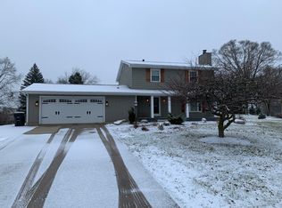 8728 Sakaden Pkwy, Fort Wayne, IN 46825