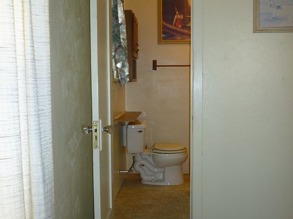4th image of 768-8 El Centro Ave #1/2