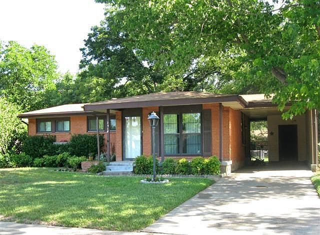 1st image of 2418 Jonesboro Ave