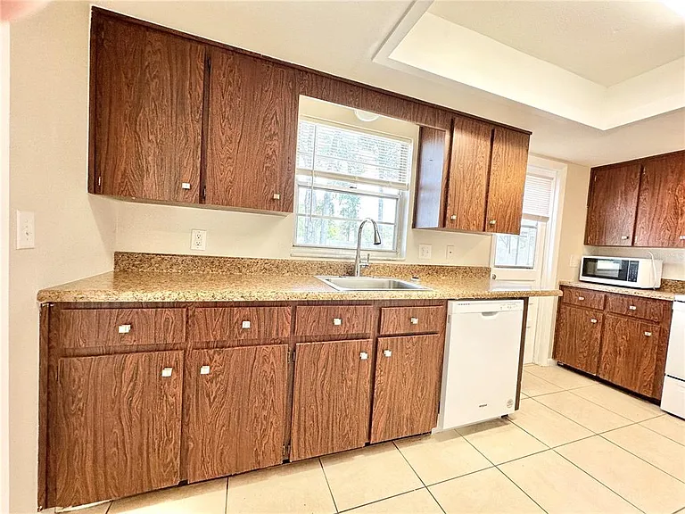 132 S Bulova Dr — Photo 11