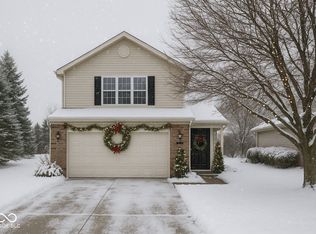 16590 Greensboro Dr, Westfield, IN 46074