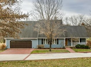 22225 Marcrest Cir, Kearney, MO 64060