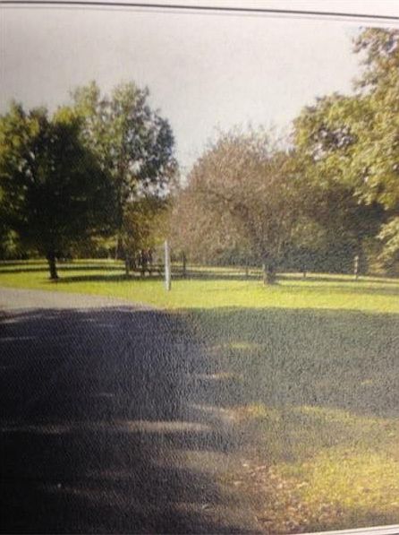2nd image of 804 Blackburn Rd
