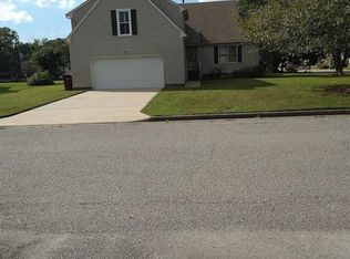 1112 Highlands Ct, Chesapeake, VA 23320