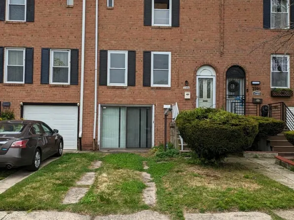 7703 Jason Pl, Philadelphia, PA 19153